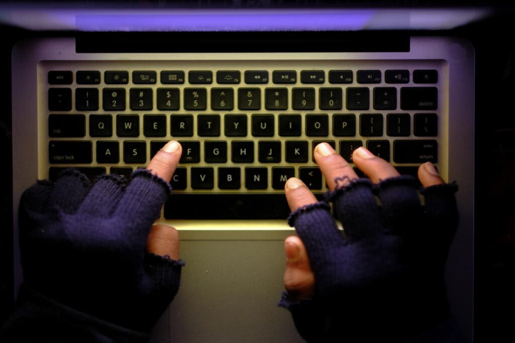 Asesoría en Delitos Informáticos en Uruguay: Qué Abarca y Cómo Actuar